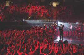 Hillsong: Let Hope Rise 2016